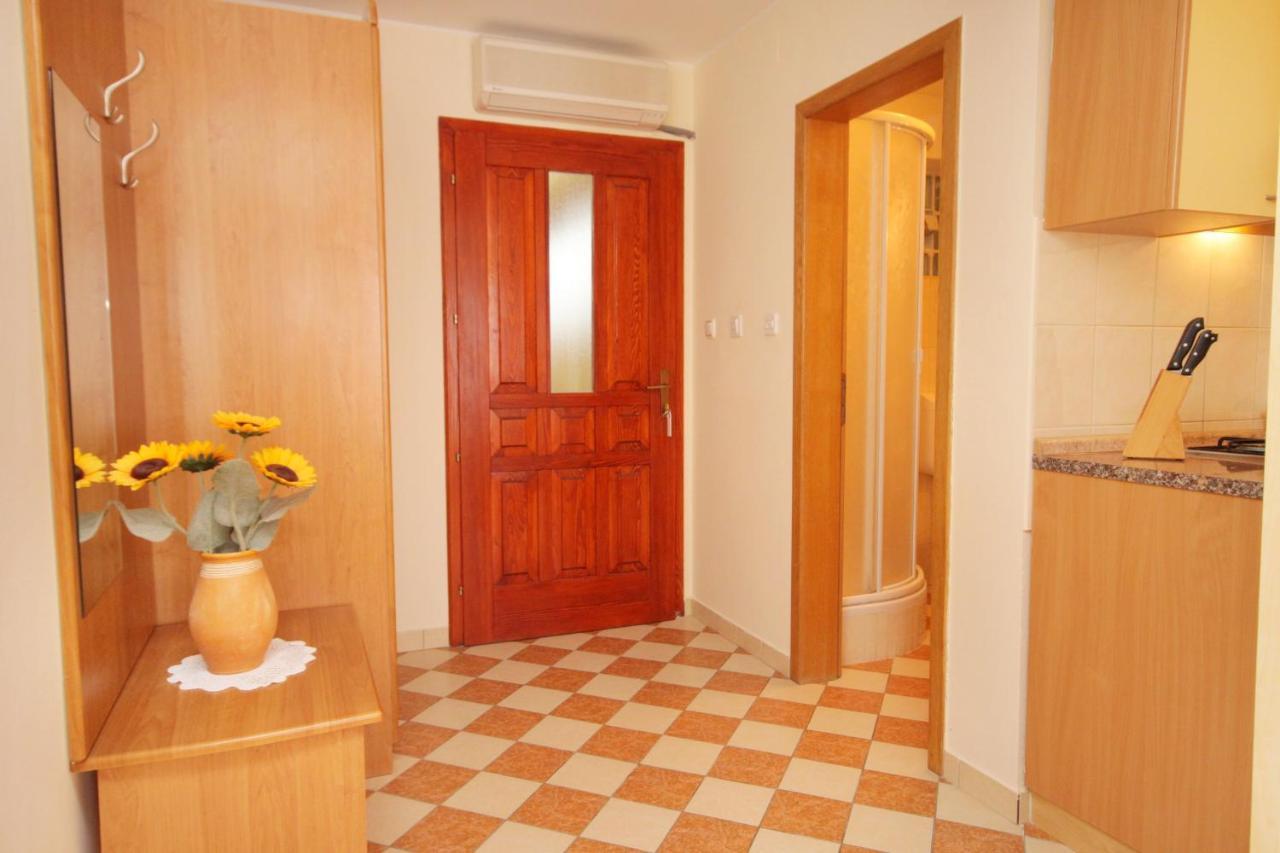 Apartments By The Sea Crikvenica - 2354 المظهر الخارجي الصورة